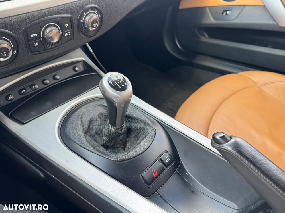 BMW Z4 2.0i - 18
