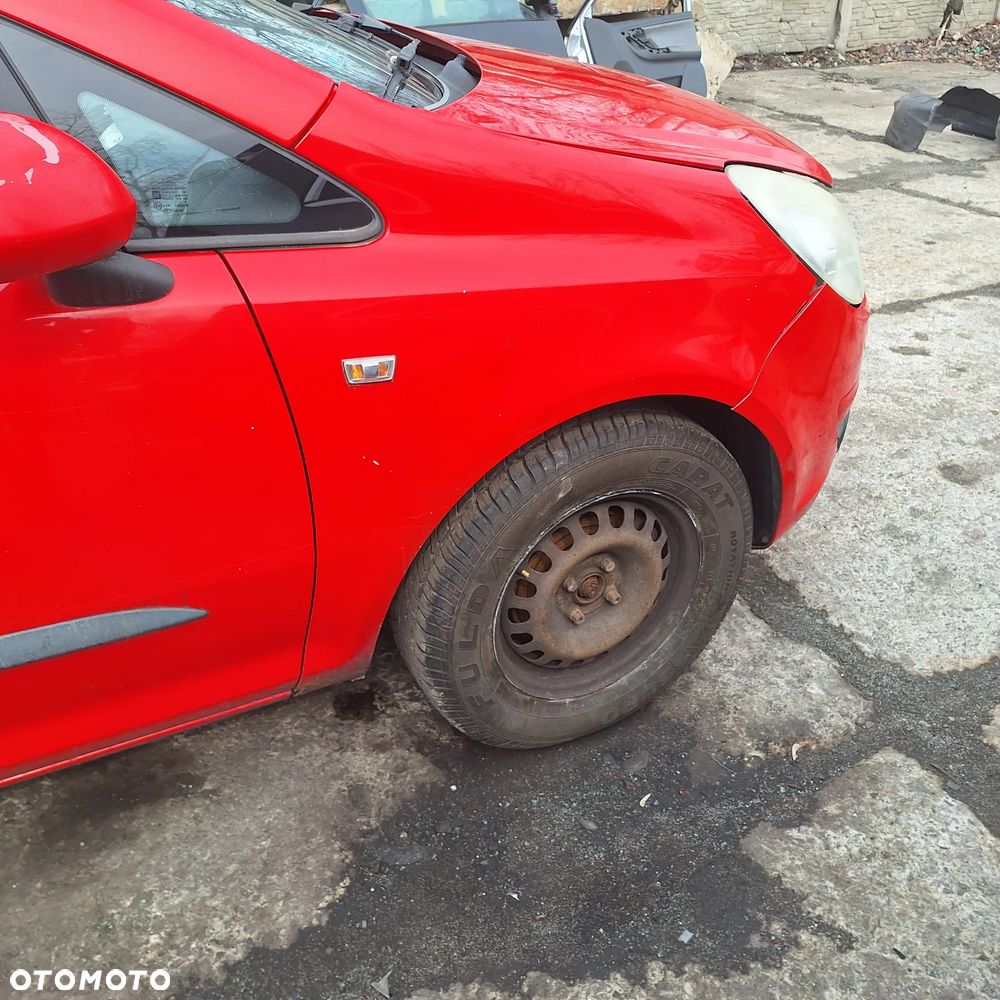BLOTNIK PRAWY LEWY PRZOD CORSA D 3D Z547 - 1