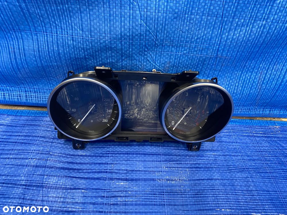 LICZNIK LICZNIKI ZEGARY PRĘDKOŚCIOMIERZ JAGUAR XE X760 2.0D 17R AUTOMAT HX7310849EF EUROPA ORYGINAŁ - 2