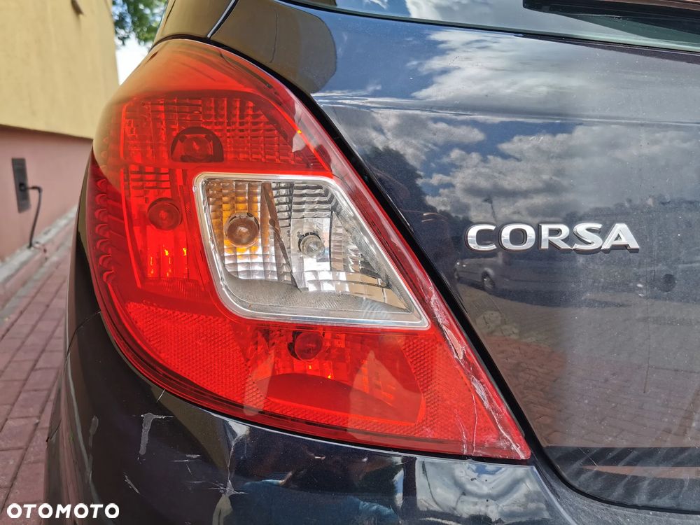 Opel Corsa 1.4 16V Enjoy - 8