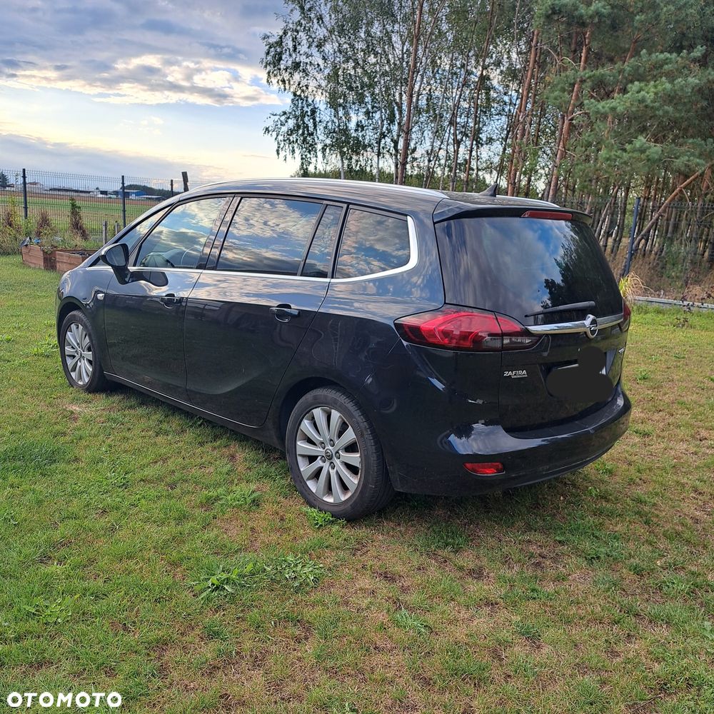 Opel Zafira - 3