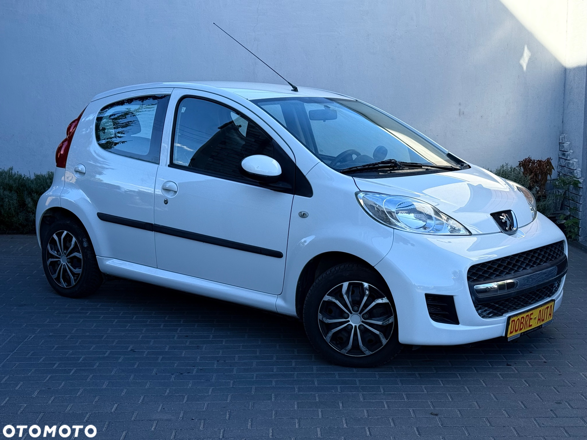 Peugeot 107 1.0 Happy - 17