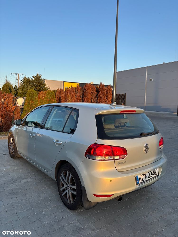 Volkswagen Golf 1.6 TDI Comfortline - 15