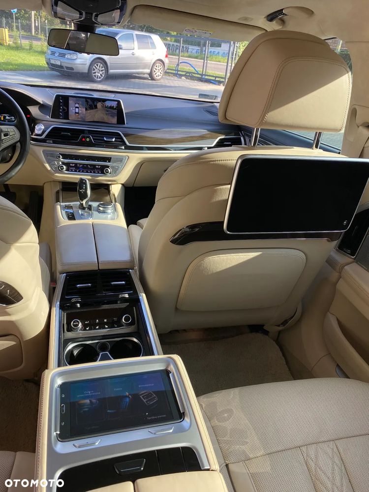 BMW Seria 7 750Li xDrive Edition Exclusive - 4
