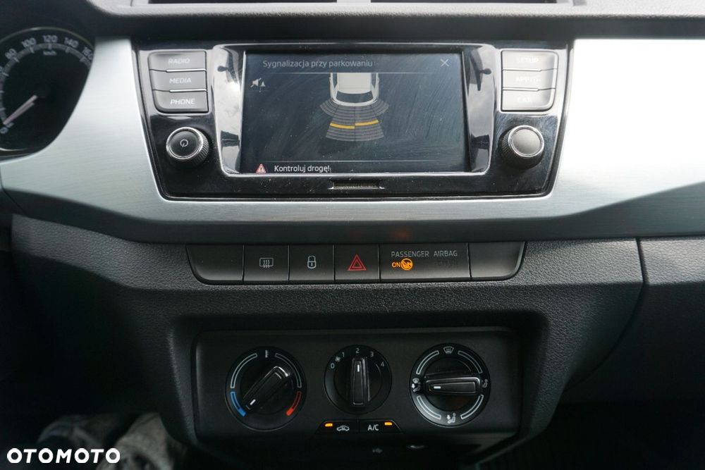 Skoda Fabia 1.0 Ambition - 9