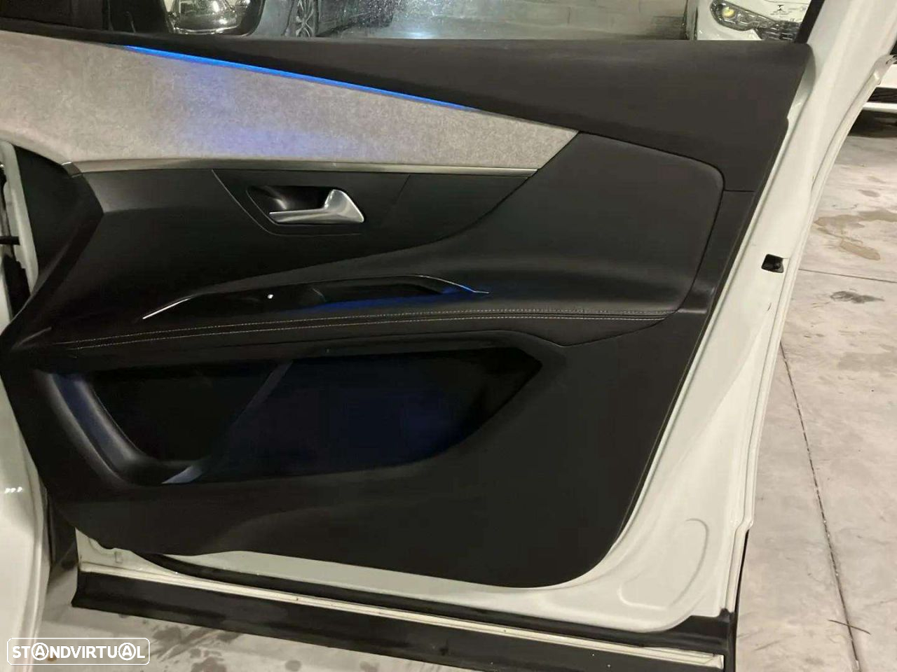 Peugeot 3008 - 21
