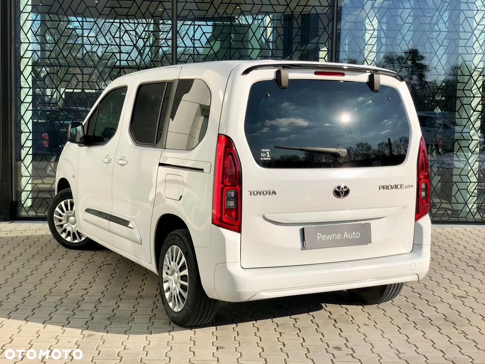 Toyota Proace City Verso 1.5 D-4D Business - 11