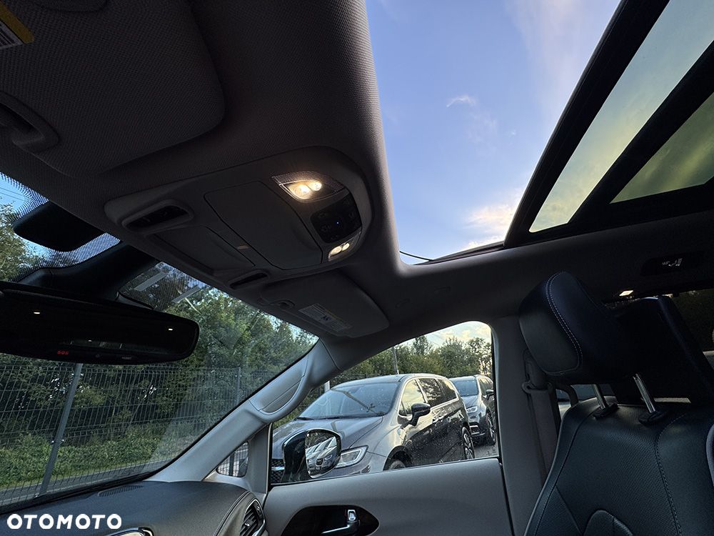 Chrysler Pacifica - 26