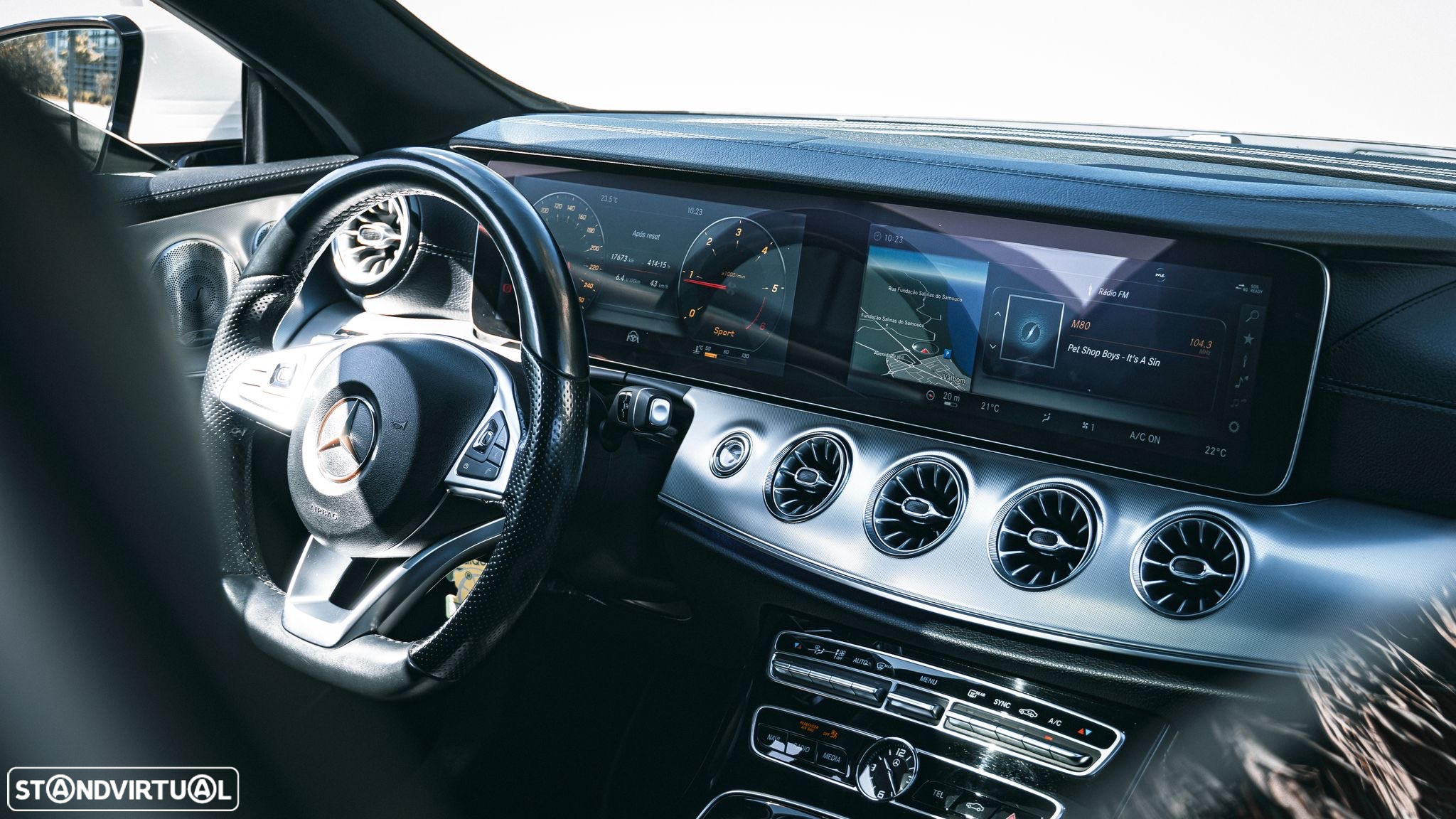 Mercedes-Benz E 220 d 4Matic Coupe 9G-TRONIC AMG Line - 24