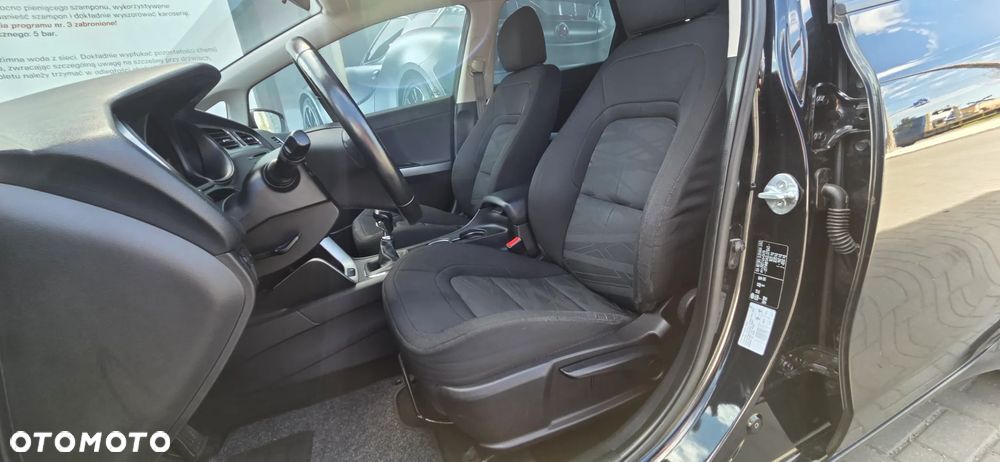 Kia Ceed 1.4 CVVT Dream-Team Edition - 25