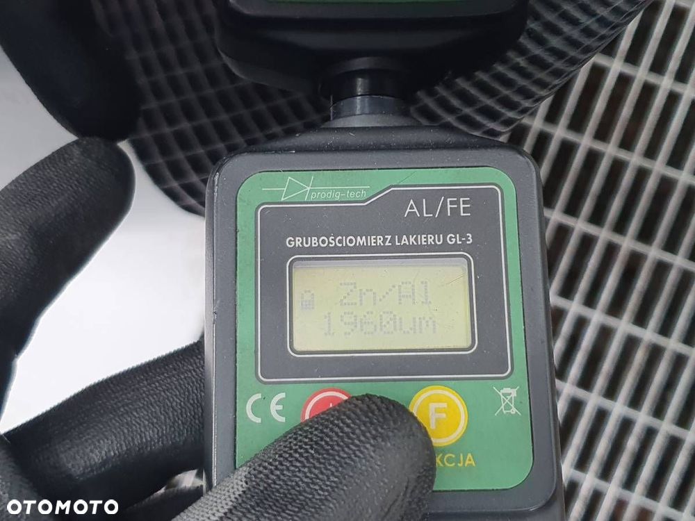 MASKA POKRYWA SILNIKA AUDI Q5 8R 2011 - 11