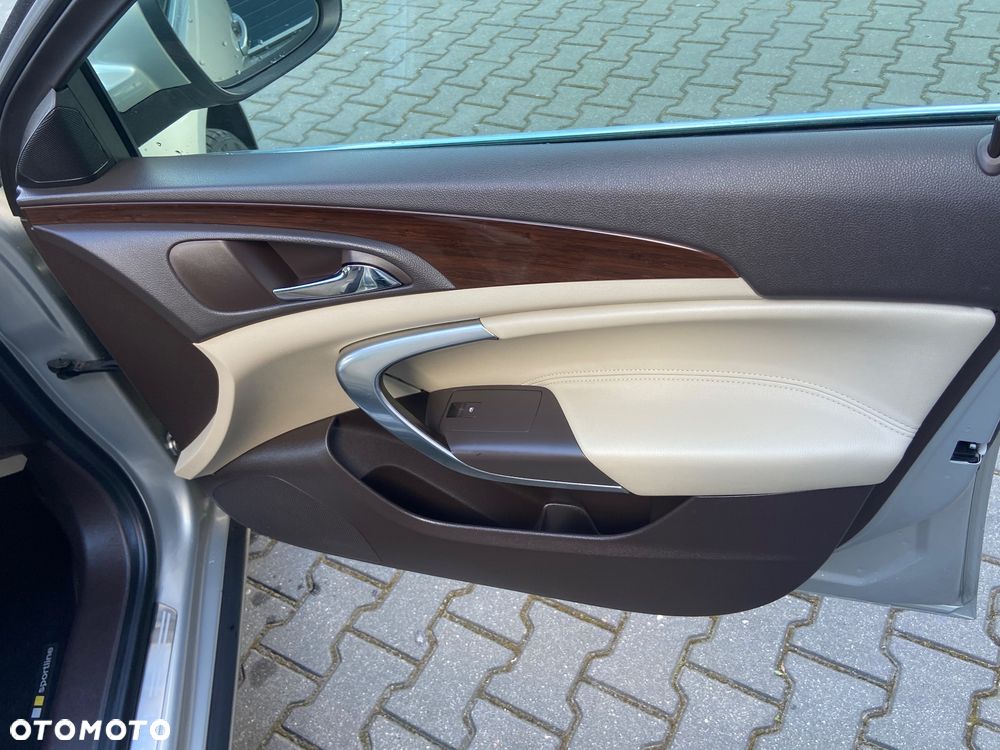 Opel Insignia 1.6 T Cosmo - 16