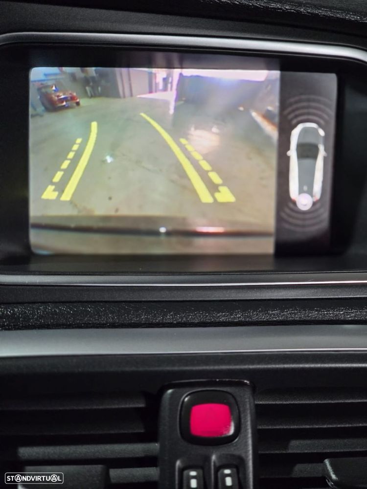 Volvo V40 2.0 D2 Momentum - 14