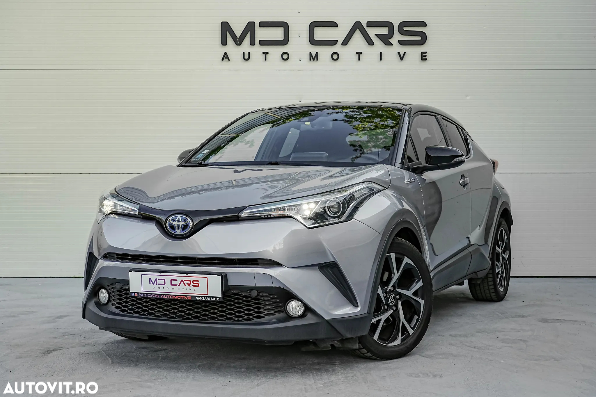 Toyota C-HR 1.8 HSD 122 CP 4x2 CVT C-lassy bi-tone - 2
