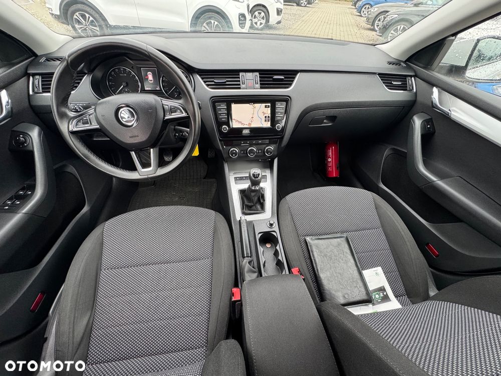 Skoda Octavia 1.6 TDI Solution - 15