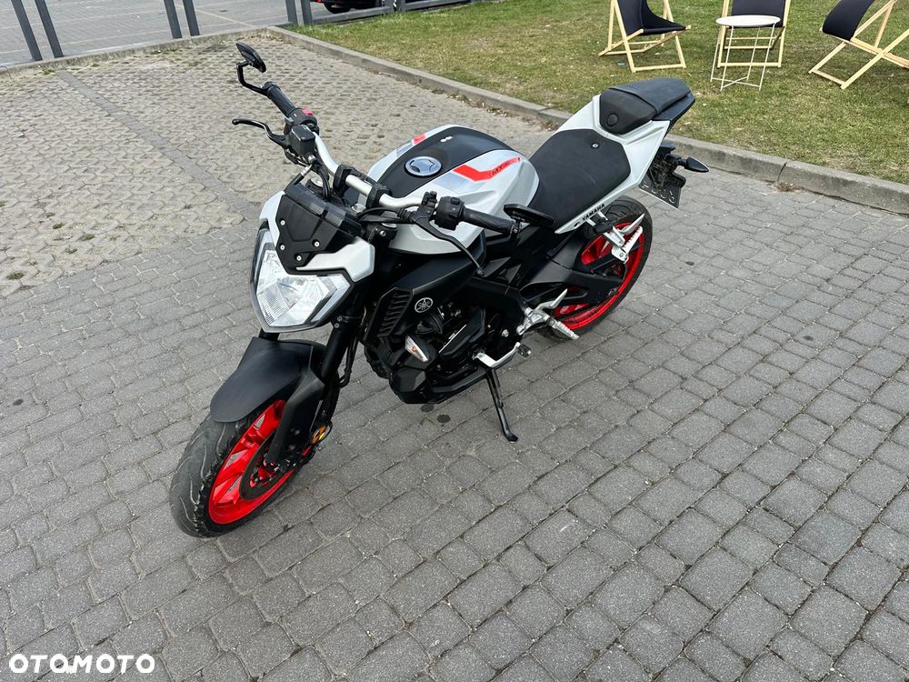 Yamaha MT - 1