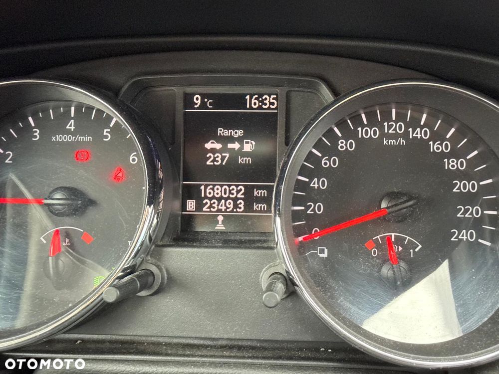 Nissan Qashqai 2.0 Acenta - 13