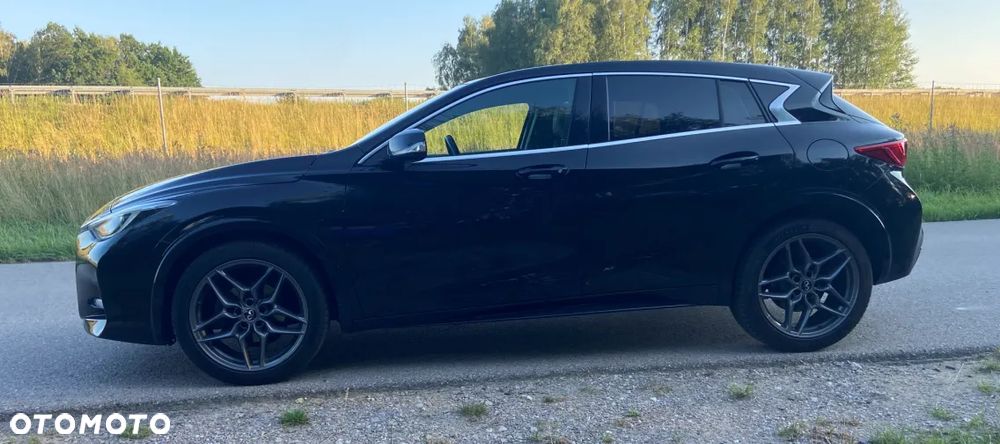 Infiniti Q30 1.5d Premium - 10