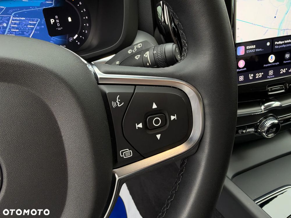 Volvo XC 60 B4 B Momentum Pro - 25
