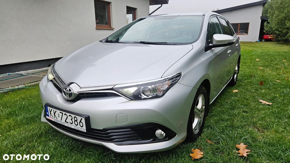 Toyota Auris 1.6 Classic Plus - 3