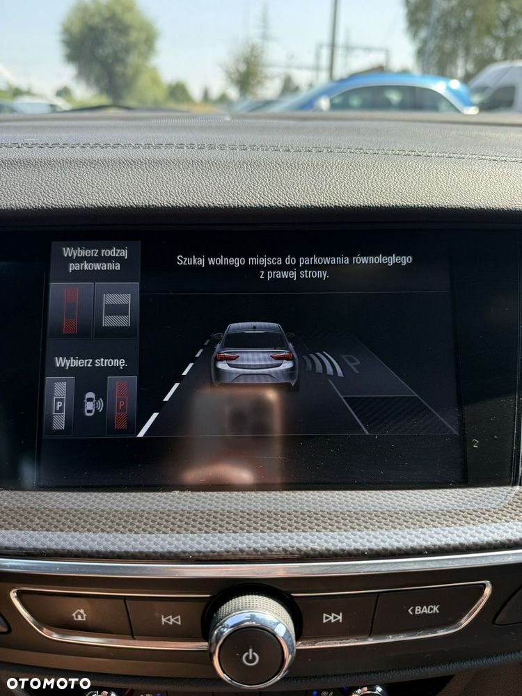 Opel Insignia - 32