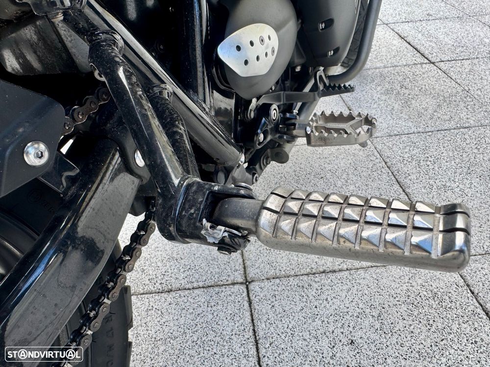 Triumph Scrambler - 12