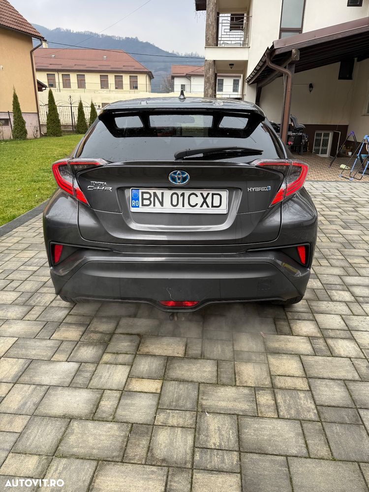 Toyota C-HR - 4