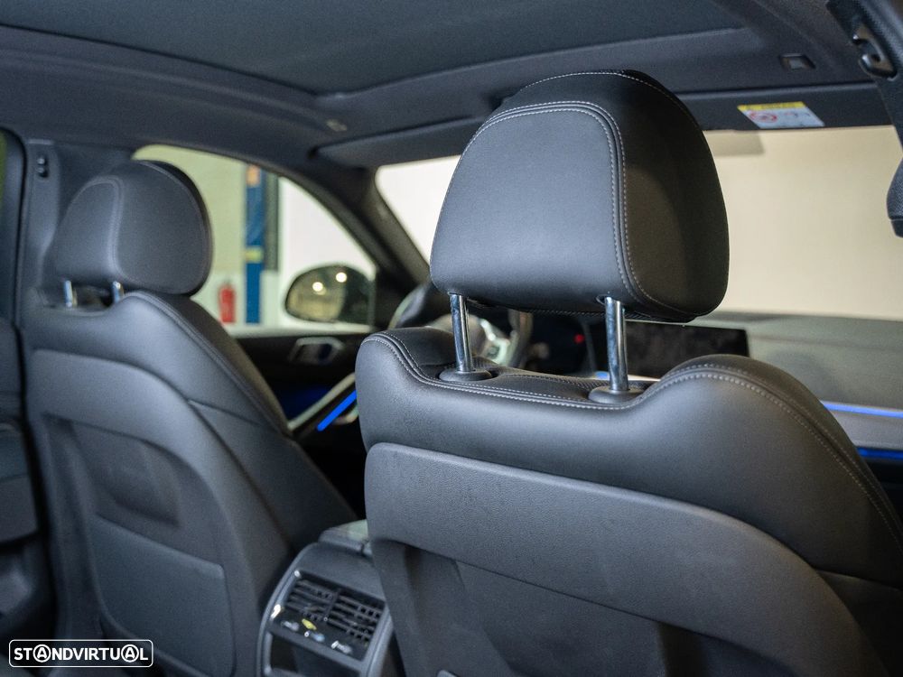 BMW X6 40 d xDrive Pack M - 23