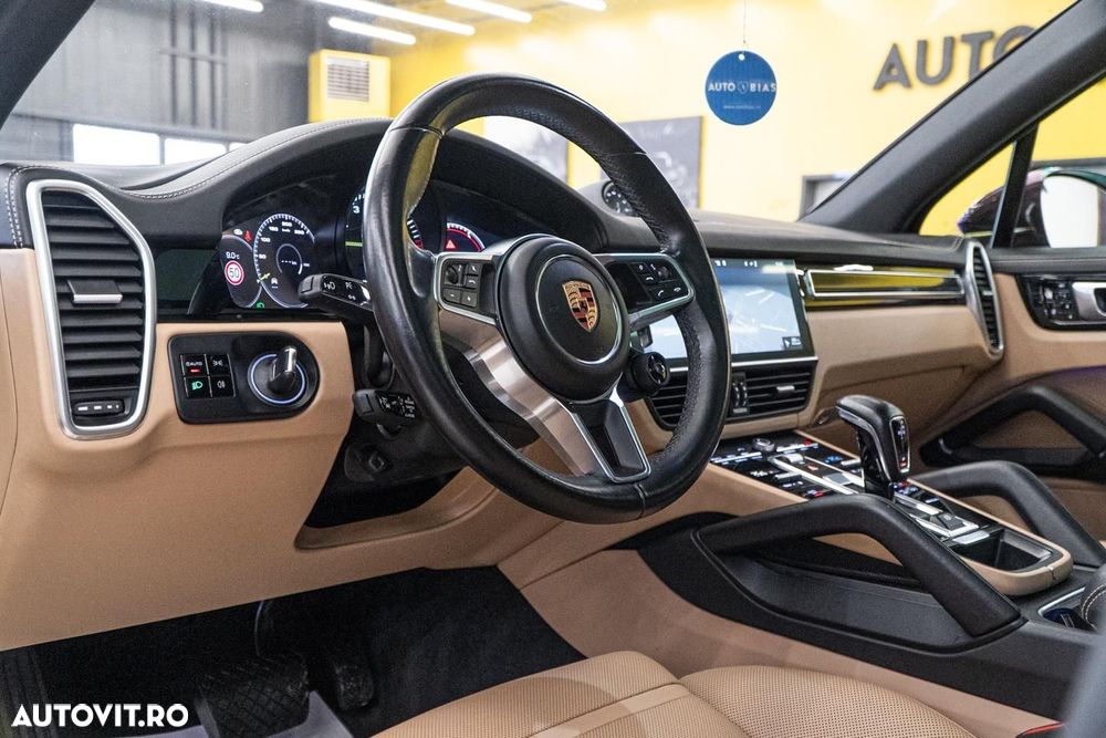 Porsche Cayenne E-Hybrid Tiptronic S Platinum Edition - 15