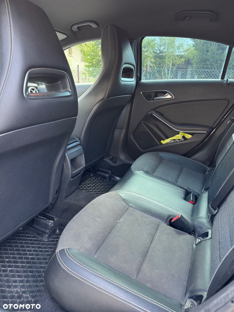 Mercedes-Benz Klasa A 180 CDI (BlueEFFICIENCY) - 10