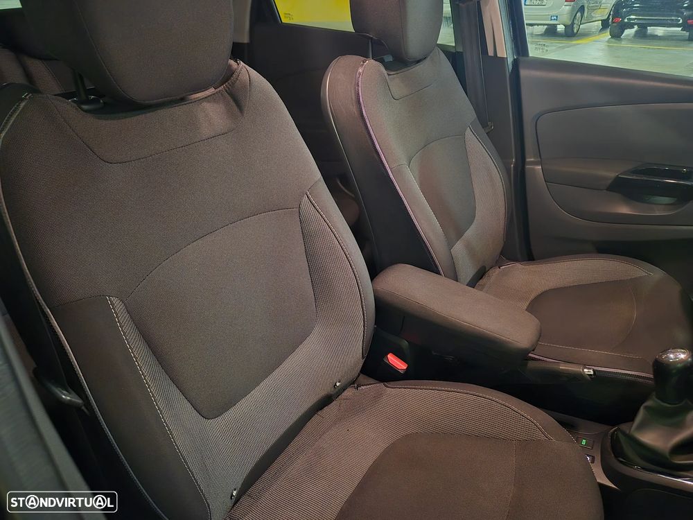 Renault Captur 0.9 TCE Sport - 35