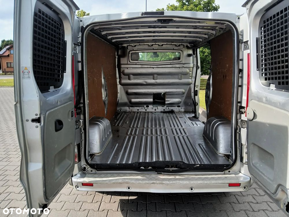 Opel vivaro - 14