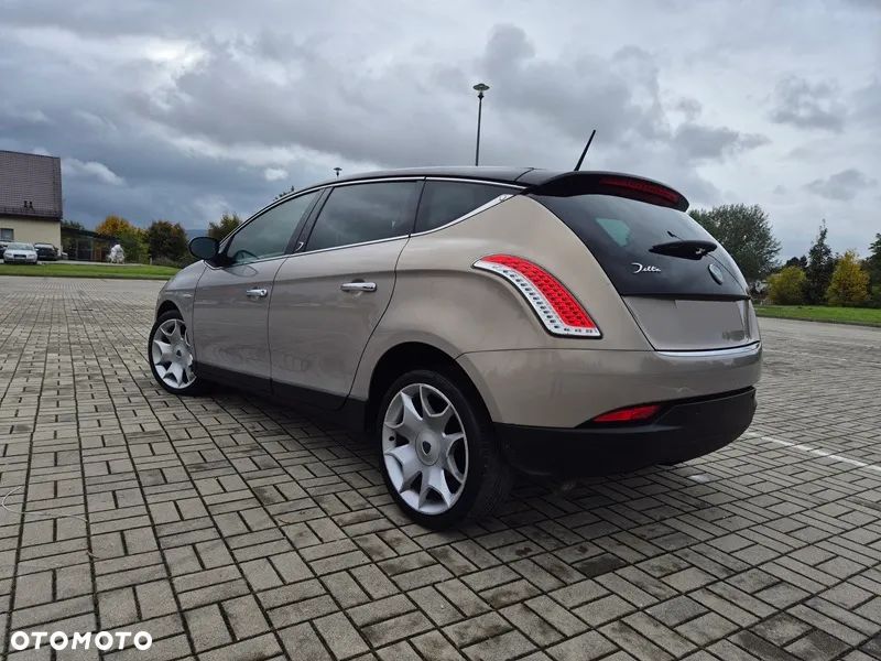 Lancia Delta 1.6 MJ Silver - 2