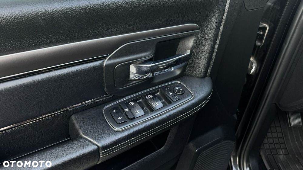 Dodge RAM 5.7 4x4 - 10