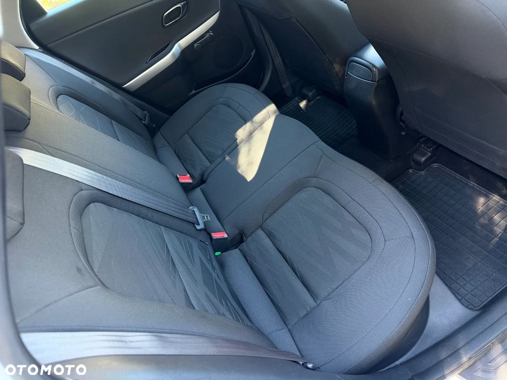 Kia Ceed 1.4 S - 31