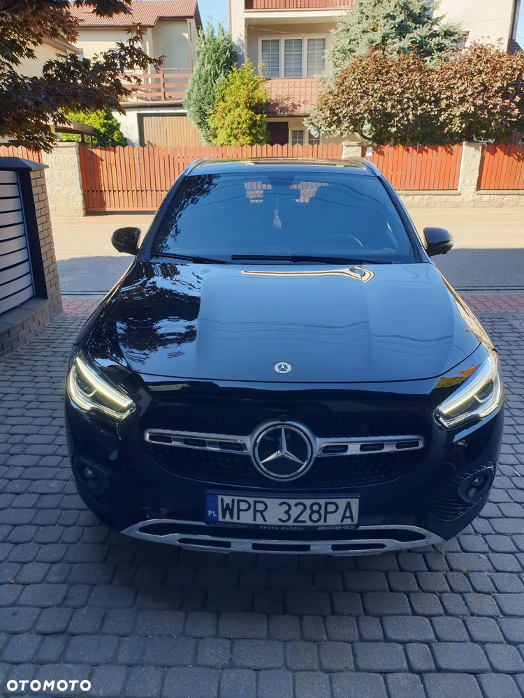 Mercedes-Benz GLA - 26