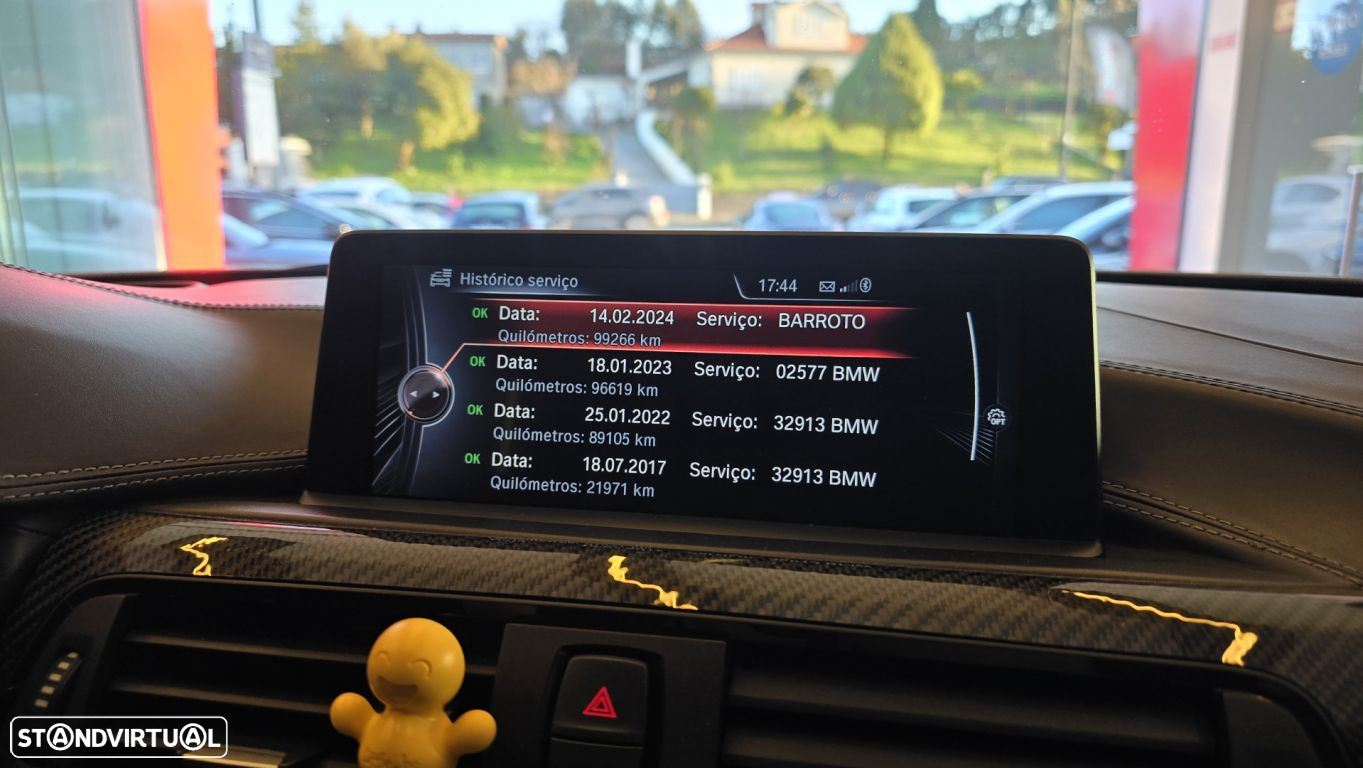 BMW M4 Auto - 57