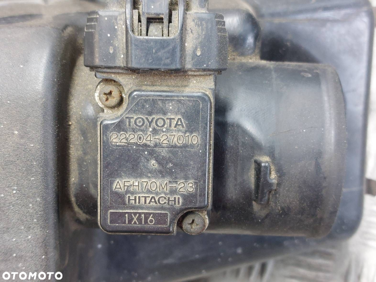 OBUDOWA FILTRA POWIETRZA + PRZEPŁYWOMIERZ COROLLA VERSO I 2.0 D4D - 3