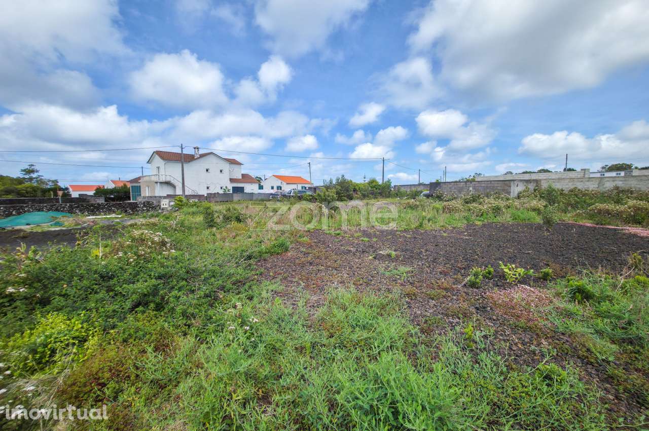 Terreno Rústico Urbanizável nas Bandeiras, Madalena, na Ilha do Pic... - Grande imagem: 4/15