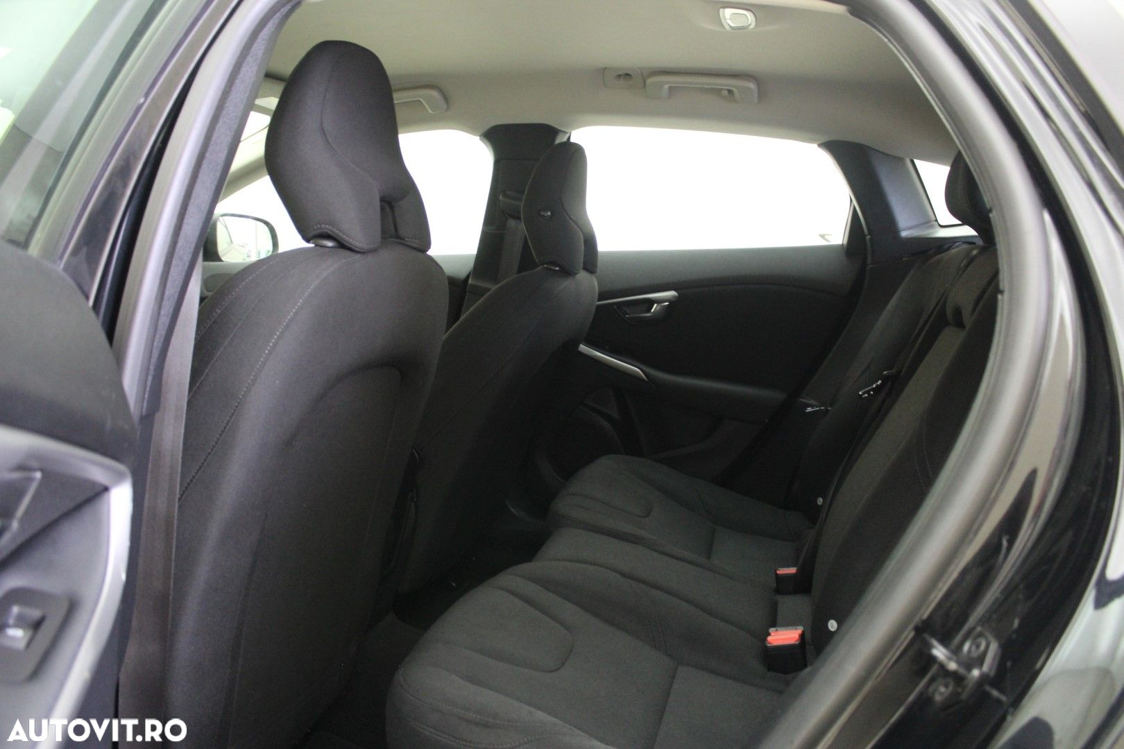 Volvo V40 - 9