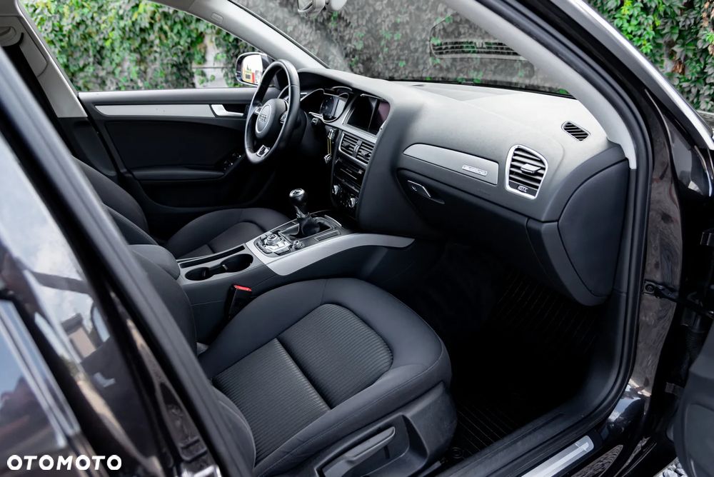 Audi A4 Avant 2.0 TDI DPF quattro Attraction - 23