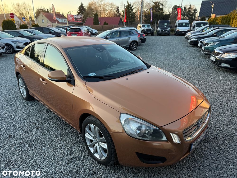 Volvo S60 D3 Geartronic R-Design - 9