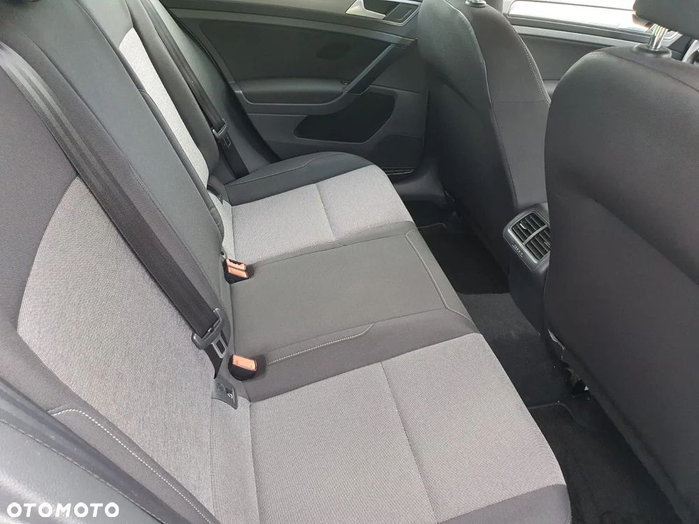 Volkswagen Golf 1.6 TDI BlueMotion Technology Trendline - 15