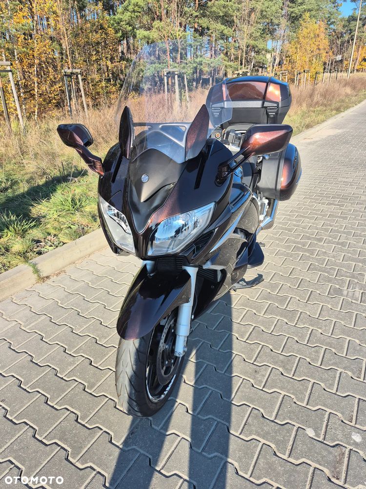 Yamaha FJR - 2