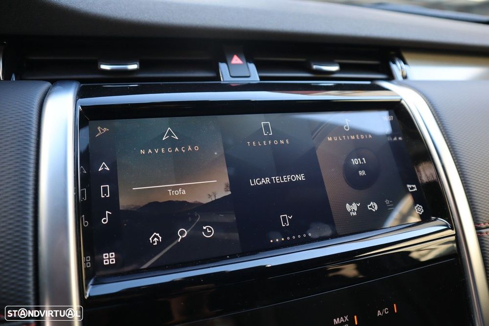 Land Rover Discovery Sport P300e Dynamic HSE - 19