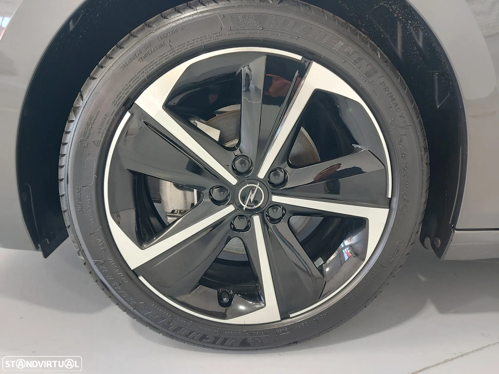 Opel Astra 1.2 T Edition - 9