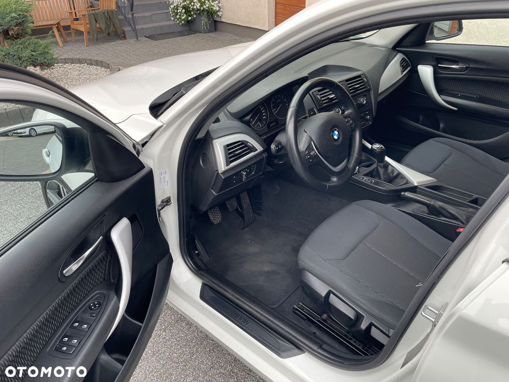 BMW Seria 1 118i Sport Line - 24
