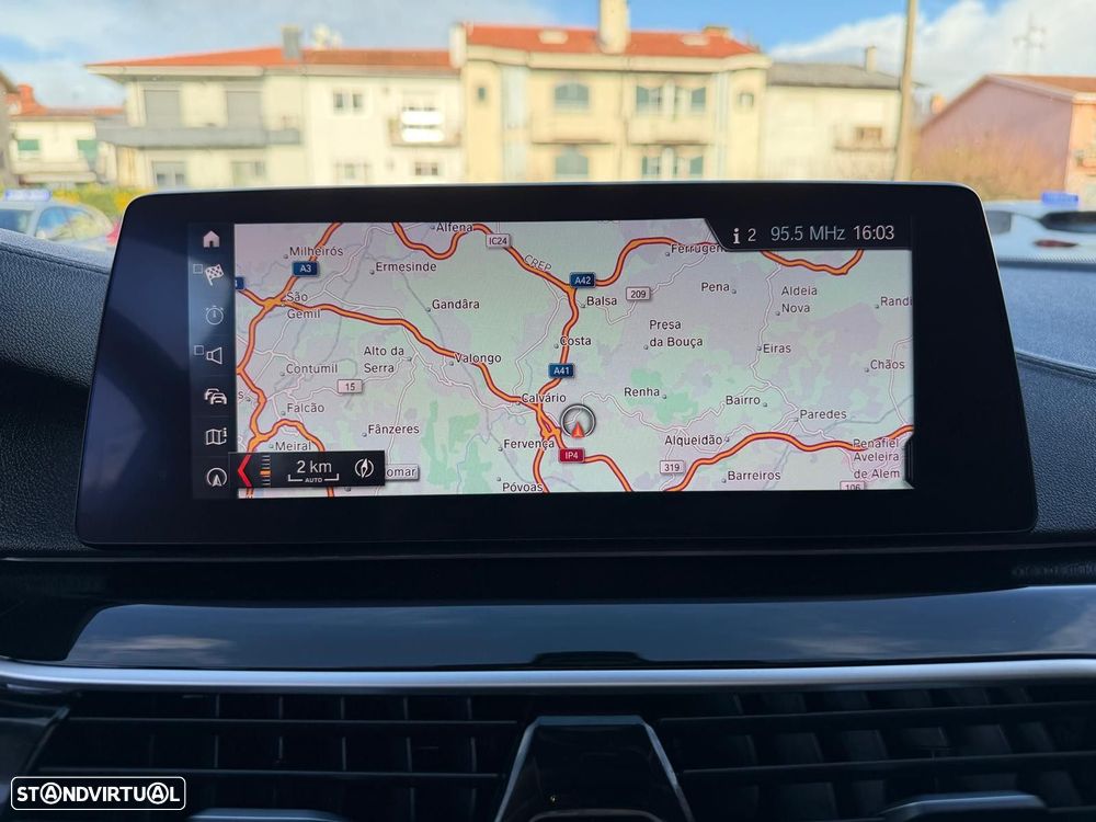 BMW 520 d Line Luxury Auto - 28