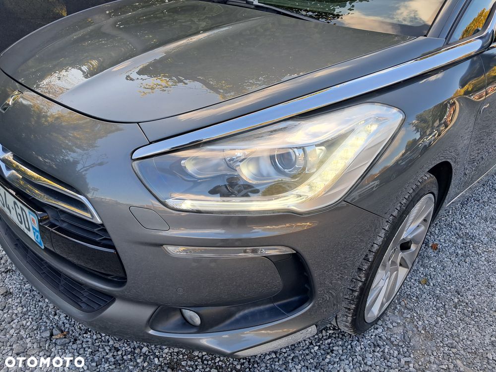 Citroën DS5 2.0 HDi Hybrid4 SoChic MCP - 29