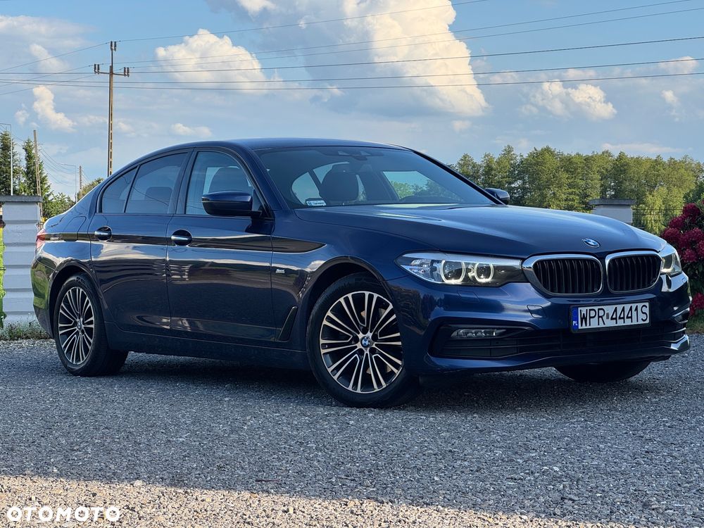 BMW Seria 5 520d xDrive Sport Line sport - 32